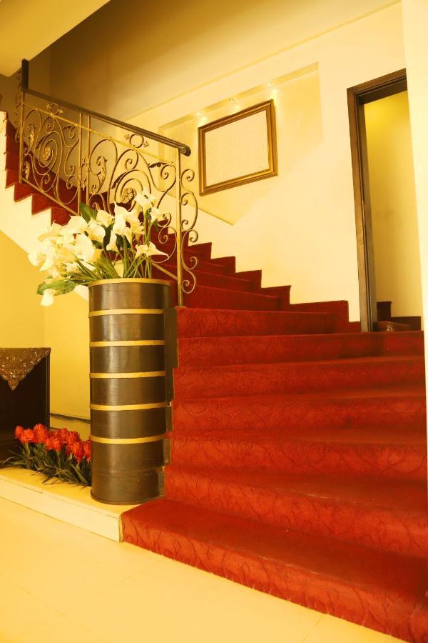 Royal Garden Hotel Beyrouth Extérieur photo